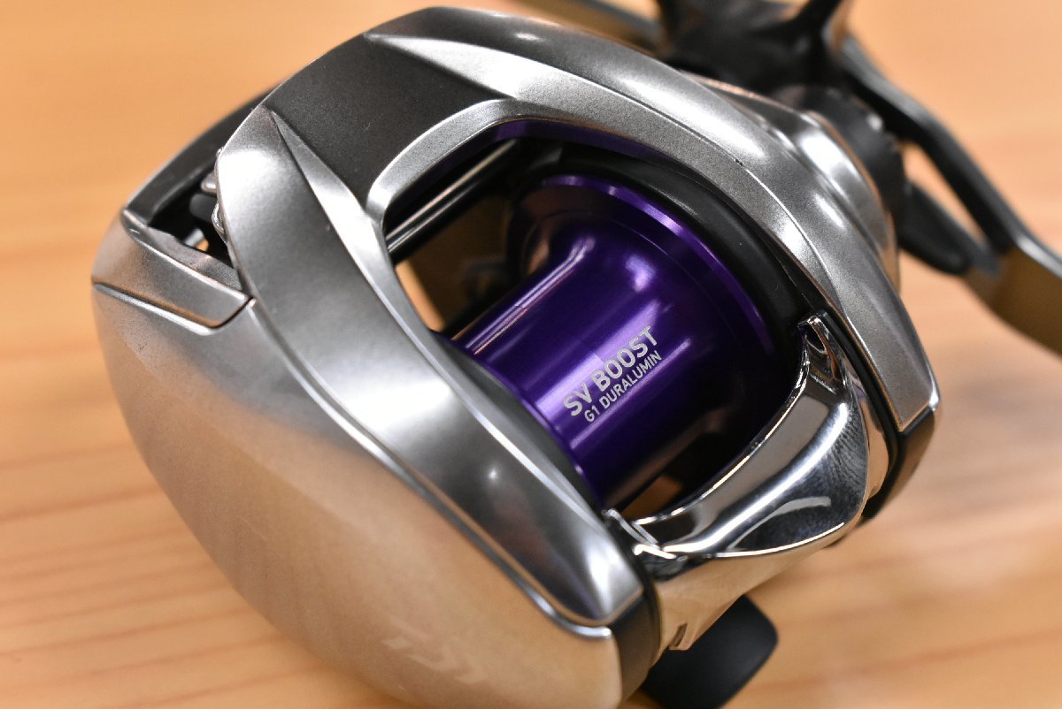 【使用僅か美品】ダイワ 21 ジリオン SV TW 1000H 右 SV ブースト PE 1000 G1 スプール DAIWA ZILLION ハイギヤ ベイトリール(KKR_O1)