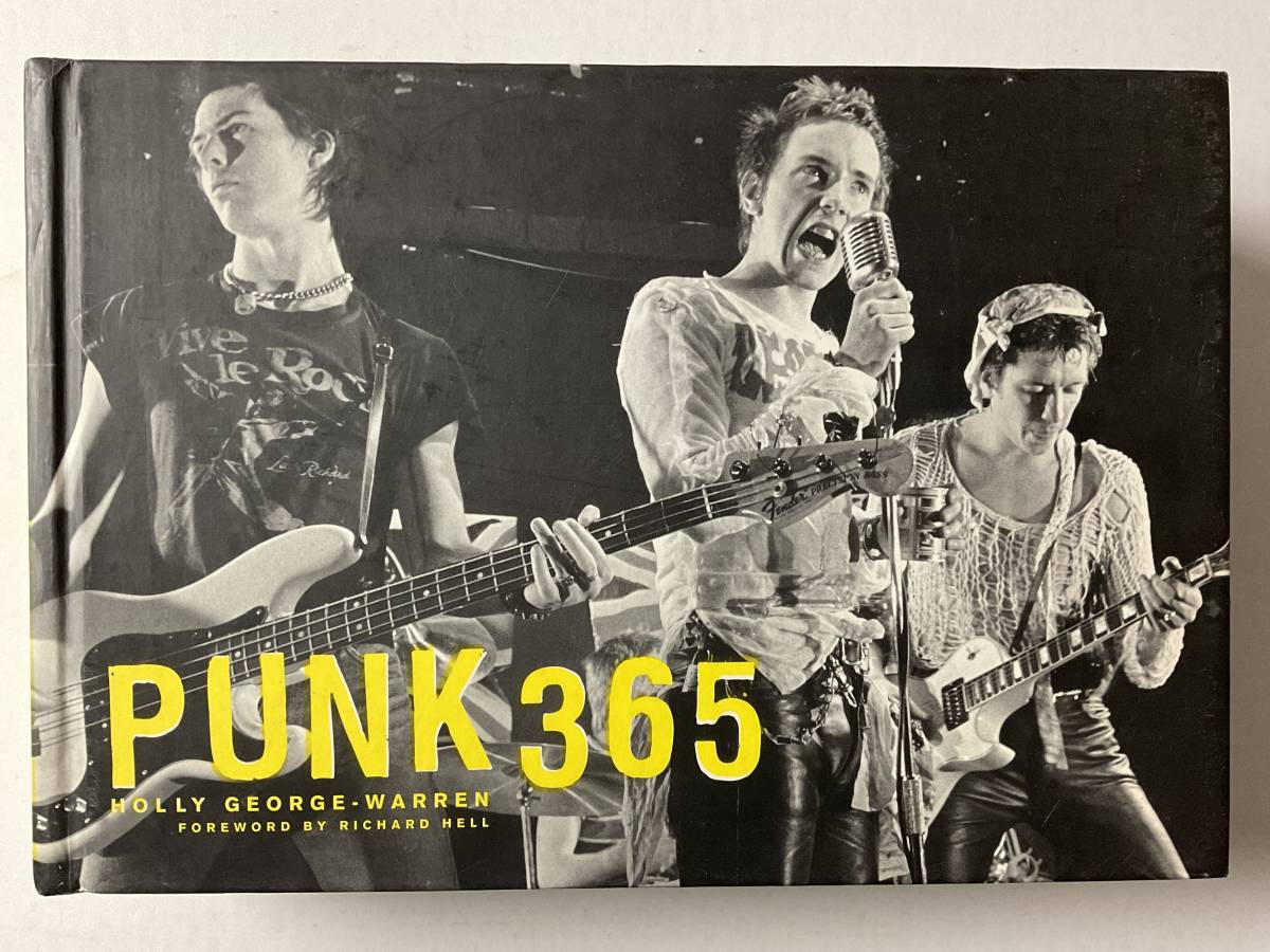 入手困難 レア古書 パンク 写真集 分厚い376ページ PUNK 365 CLASH Jam PISTOLS Ramones IGGY Reed ZIGGY Slits SEX Cure FUGAZI Bunnymen_画像1