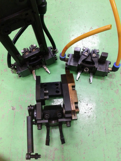 RH6 ガイドチャック(2個)挿入チャック(1個) 電子部品 RH6 ガイドチャック(2個)挿入チャック(1個) 電子部品
