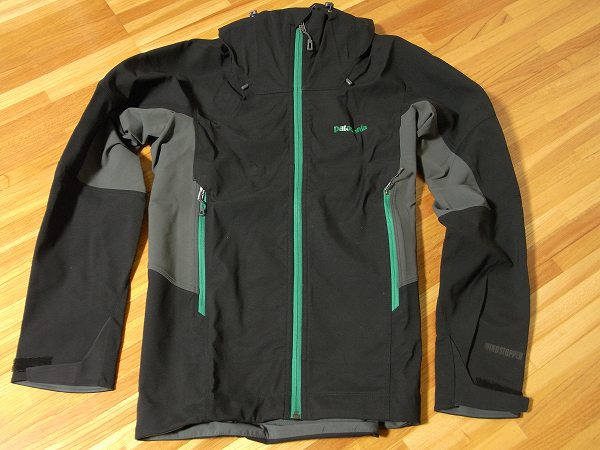 Patagonia MENS DIMENSIONS JACKET 83365 嗅ぎ 黒 XSサイズ 新品 Patagonia MENS DIMENSIONS JACKET 83365 嗅ぎ 黒 XSサイズ 新品