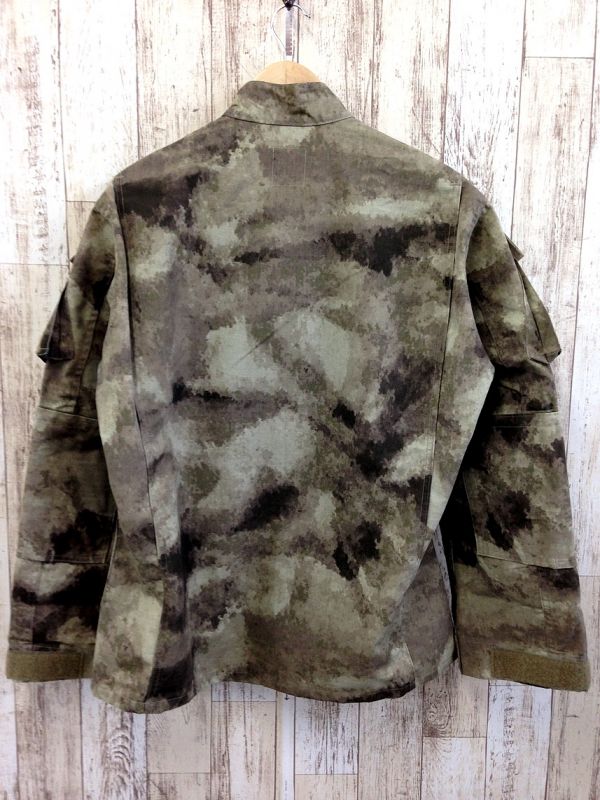 美品・PROPPER INTERNATIONAL 迷彩ミリタリージャケット　入手困難　激レア ヴィンテージ_画像2