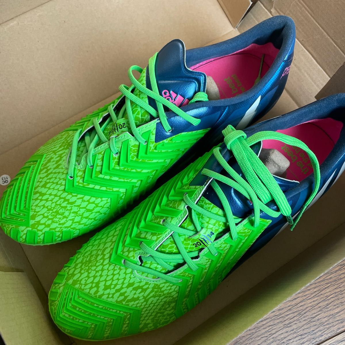 超歓迎】 adidas プレデター 17.5㎝ 子ども サッカー フットサル 靴