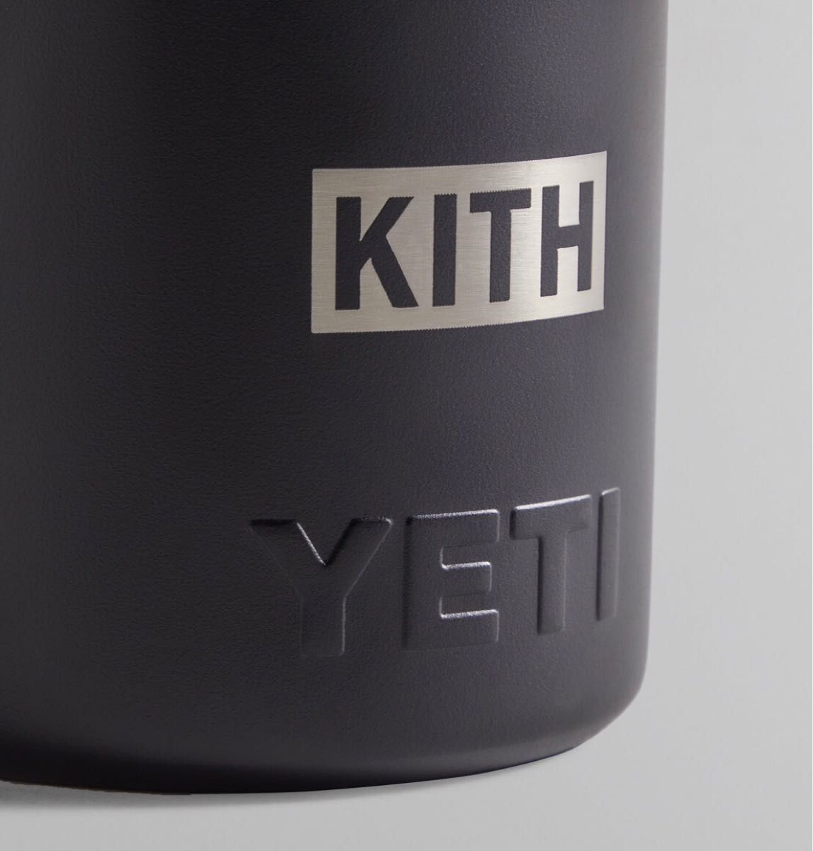 Kith/YETI/MUG/黒/イエティ/マグ/コップ/蓋付/キャンプ/クーラー