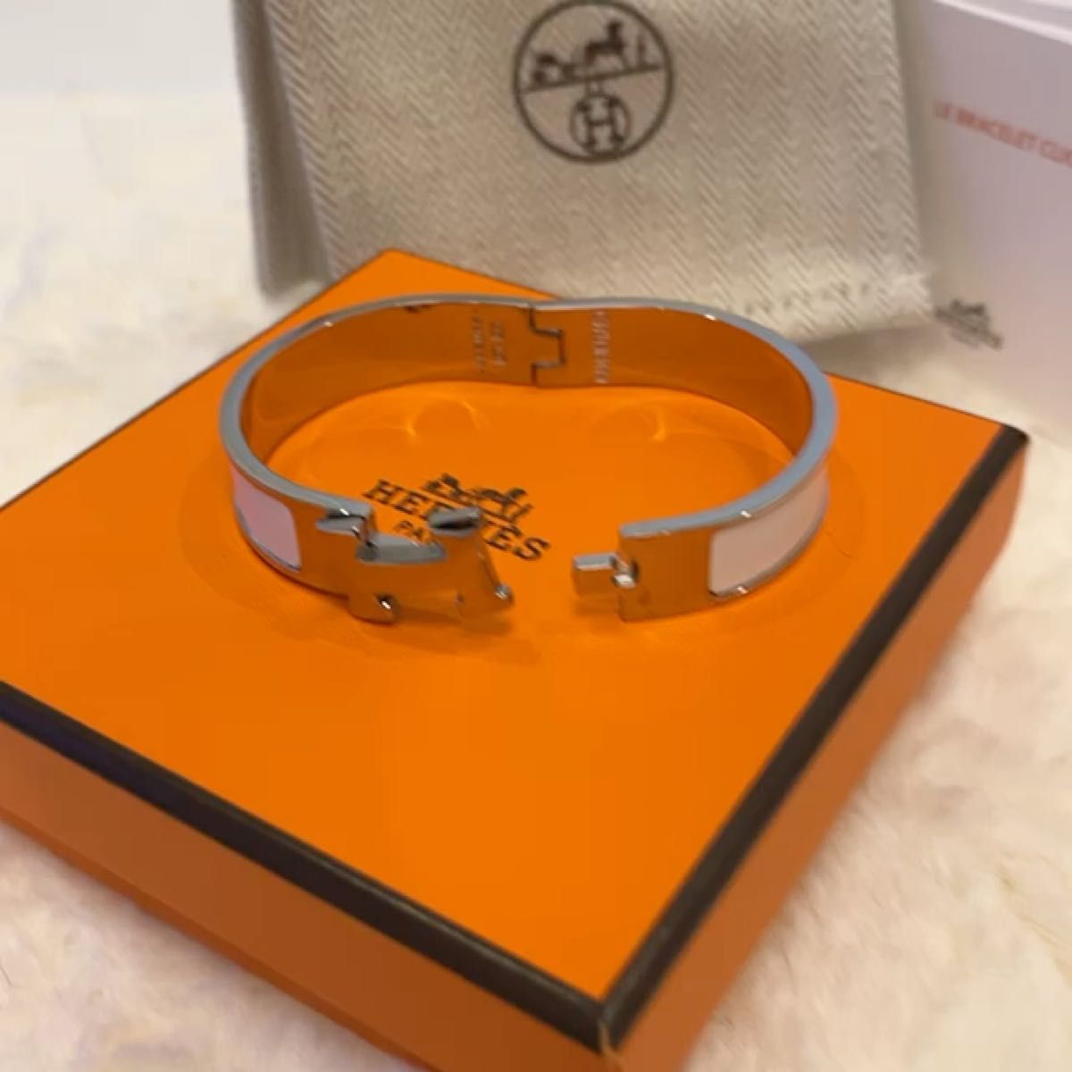 HERMES エルメス クリッククラックPM バングル ブレスレット Hロゴ シルバー 白 G刻印 レディース アクセサリー