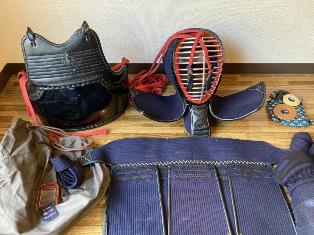 剣道防具一式 竹刀 品 専用バッグ付 ISAGO 武心 純正品 砂金武道具商会(防具セット)|売買されたオークション情報、yahooの商品情報をアーカイブ公開 - オークファン(aucfan.com) 剣道防具一式 竹刀 品 専用バッグ付 ISAGO 武心 純正品 砂金武道具商会(防具セット)|売買されたオークション情報、yahooの商品情報をアーカイブ公開 - オークファン(aucfan.com)