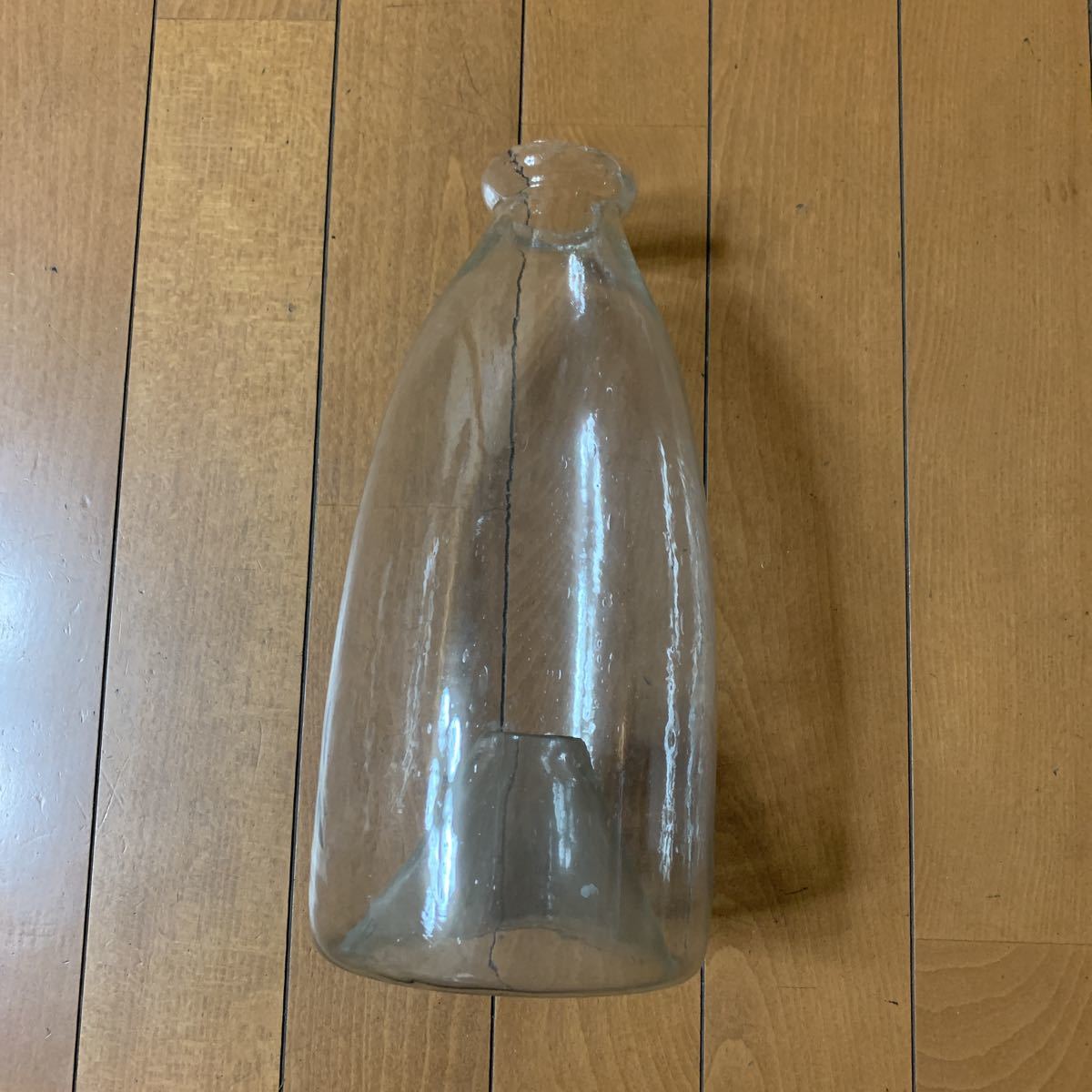 ドウ 昭和レトロ 釣具　アンティーク 昭和レトロ気泡入りビン　　全長約26cm_画像1