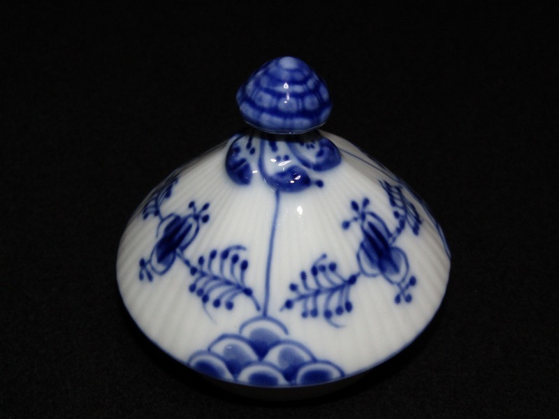 国内即発送国内即発送美品 ロイヤルコペンハーゲン ブルーフルーテッド