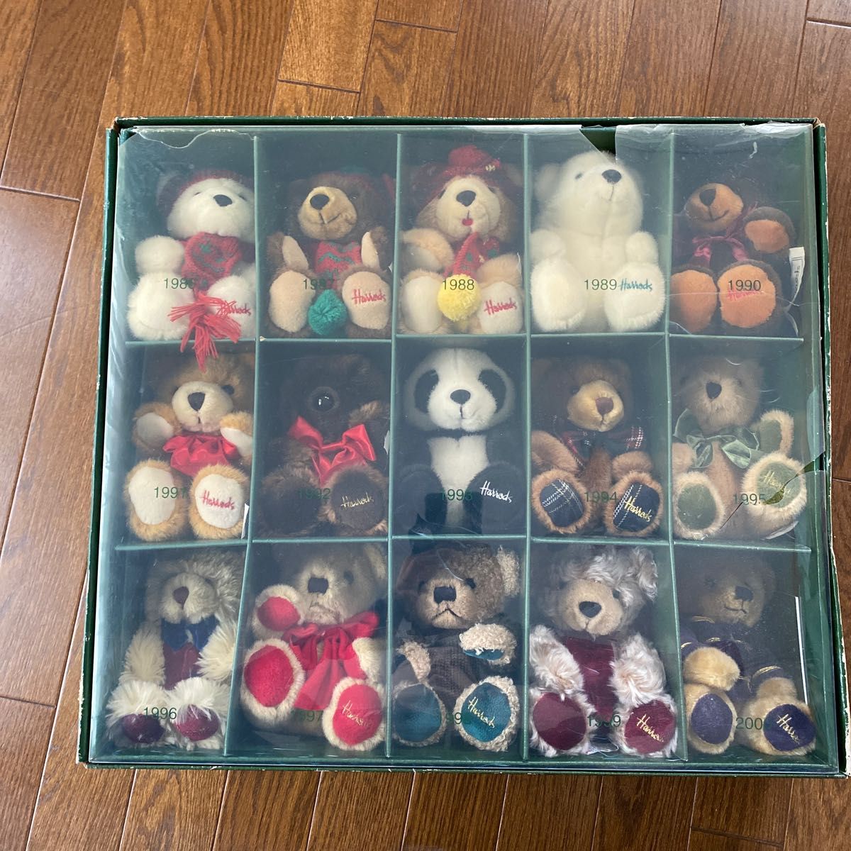 Harrods ハロッズ 歴代テディベアセット|Yahoo!フリマ(旧 Harrods ハロッズ 歴代テディベアセット|Yahoo!フリマ(旧