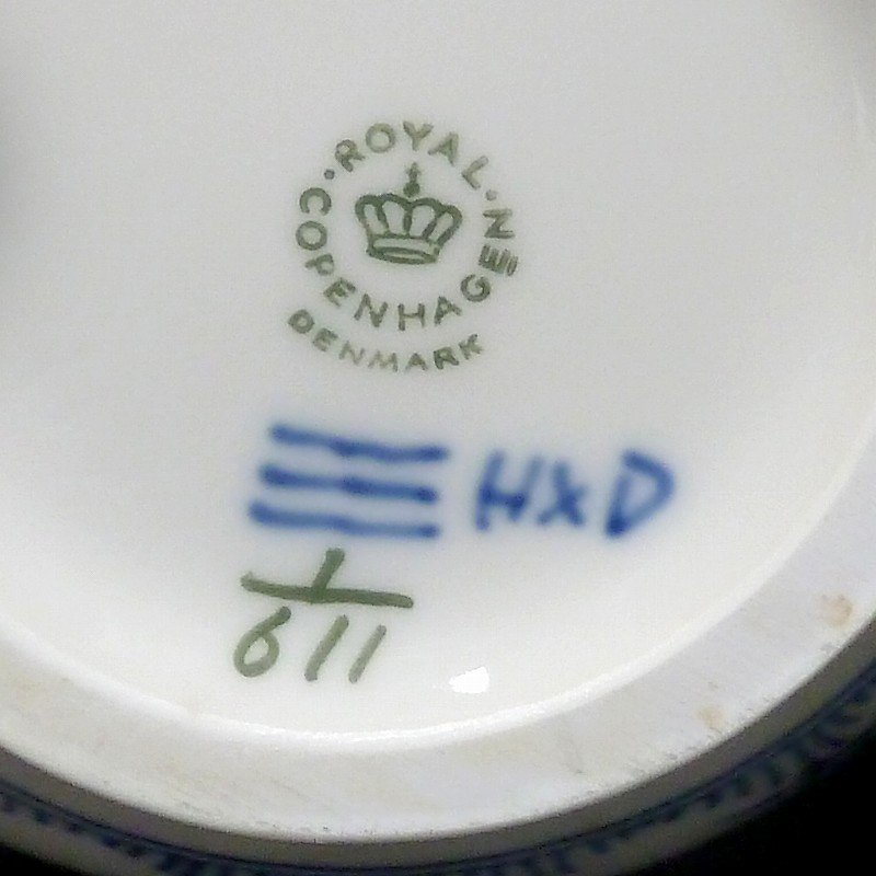L78【ROYAL COPENHAGEN】 ロイヤルコペンハーゲン ブルーフルテッド ハーフレス ティーポット 1000ml_画像5