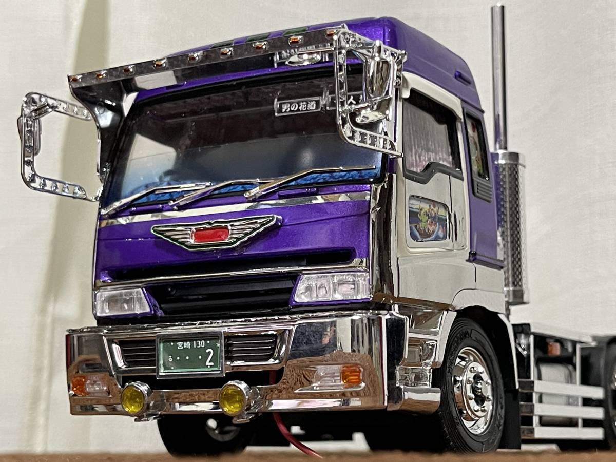 Yahoo!オークション - 1/32 アオシマ製 ギガトレーラーヘッド完成品 Yahoo!オークション - 1/32 アオシマ製 ギガトレーラーヘッド完成品