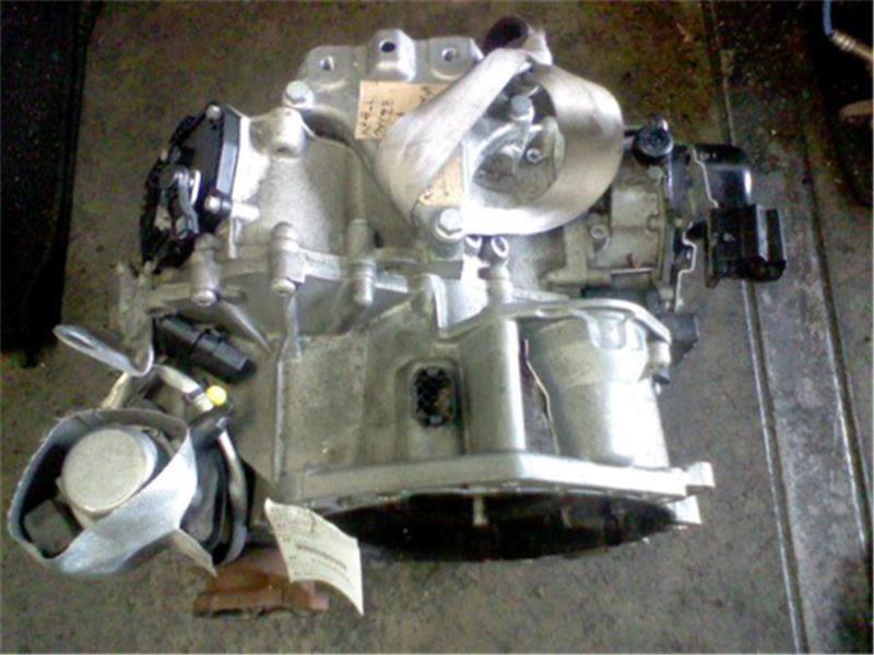  Volkswagen original Passat { 3CCZE } Transmission P70400-22004562