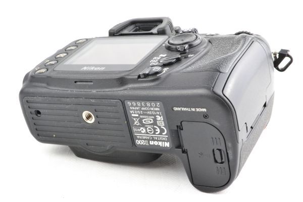人気提案 ☆実用美品☆NIKON ニコン D200 ボディ☆♯10878 ニコン - sibolgakota.go.id 人気提案 ☆実用美品☆NIKON ニコン D200 ボディ☆♯10878 ニコン - sibolgakota.go.id