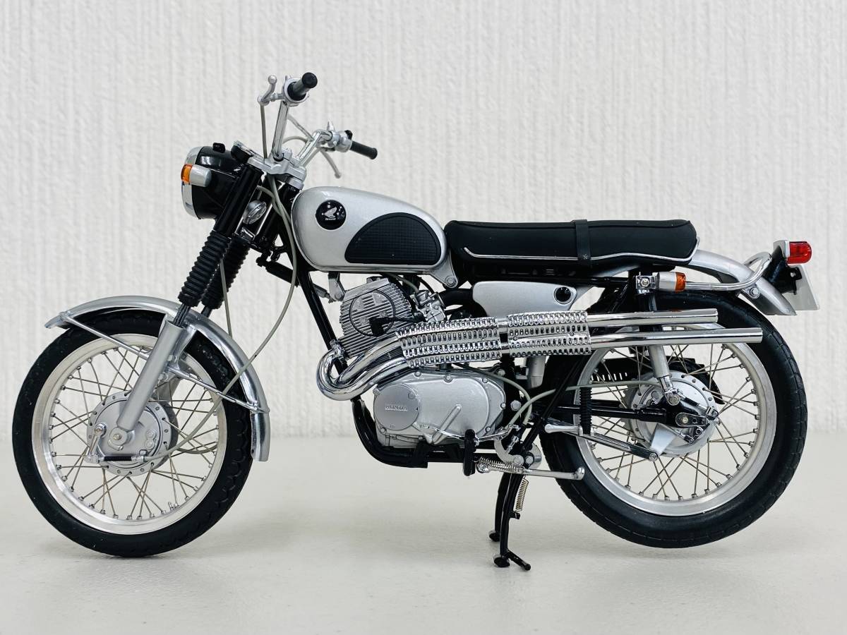 Yahoo!オークション - <絶版・未展示>EBBRO エブロ 1/10 Honda Yahoo!オークション - <絶版・未展示>EBBRO エブロ 1/10 Honda