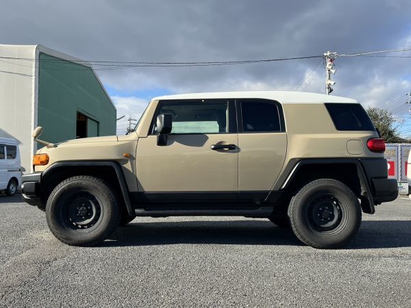 中古 FJクルーザー 純正スチールホイールとスタッドレスタイヤ4本SET 鉄チン 17×7.5J +15 139.7 6穴・ヨコハマ G075 265/70R17 /YHFJ-29