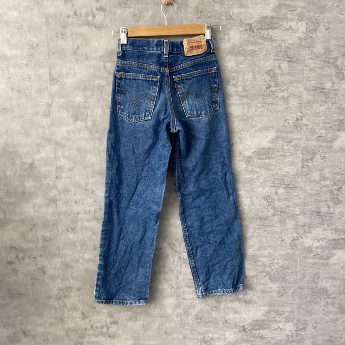 Levi's550 リラックス デニムジーンズパンツ キッズ 23×25 実寸22in 40450-0289 USA 海外輸入 古着 L221118-N658_画像2