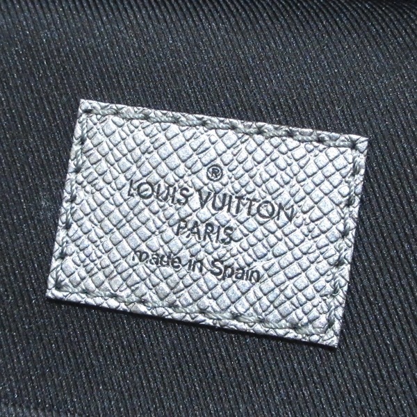 ルイヴィトン LOUIS VUITTON ワンショルダーバッグ M30833 アウトドアスリングバッグ シルバー メンズ RFID確認 美品 バッグ タイガラマ_画像7