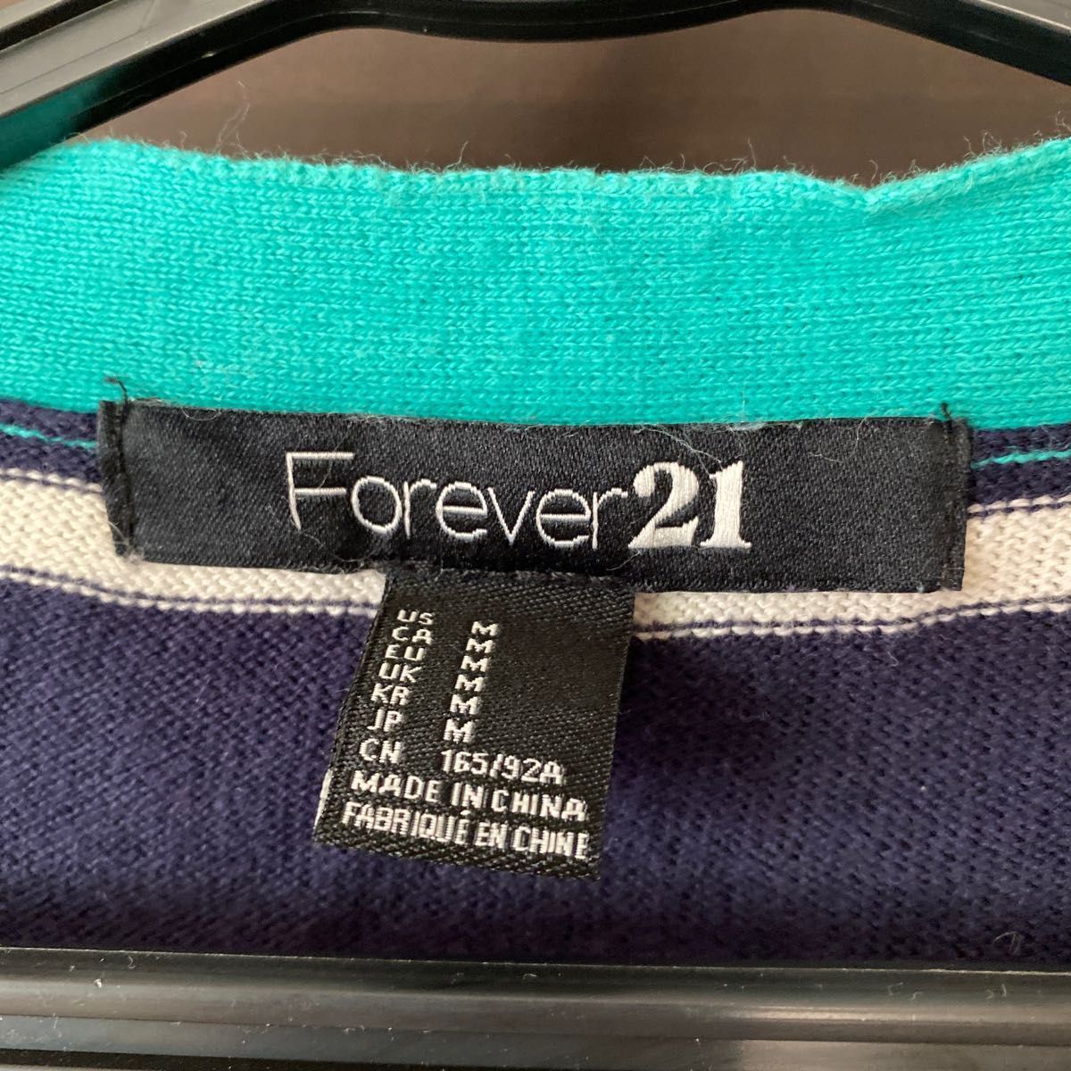 カーディガン　 Vネックカーディガン　フォーエバー21  Forever21 レディース