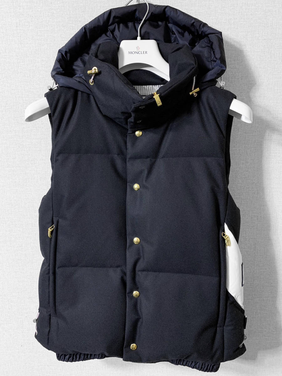 国内正規品 MONCLER GAMME BLEU モンクレール ガムブルー ダウンベスト