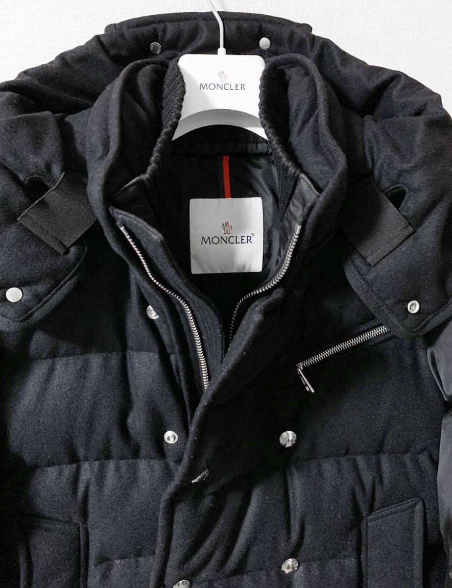 正規品 MONCLER LUCIEN モンクレール ルシアン ダウンジャケット 正規品 MONCLER LUCIEN モンクレール ルシアン ダウンジャケット