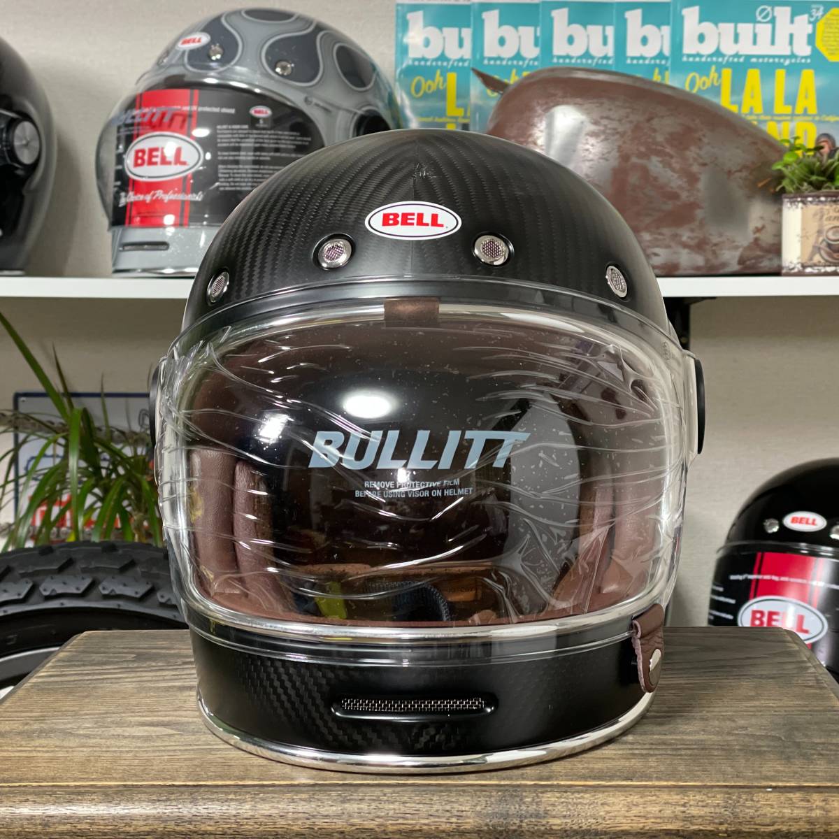 中古美品☆US BELL BULLITT CARBON BLACK フルフェイス ブリット M