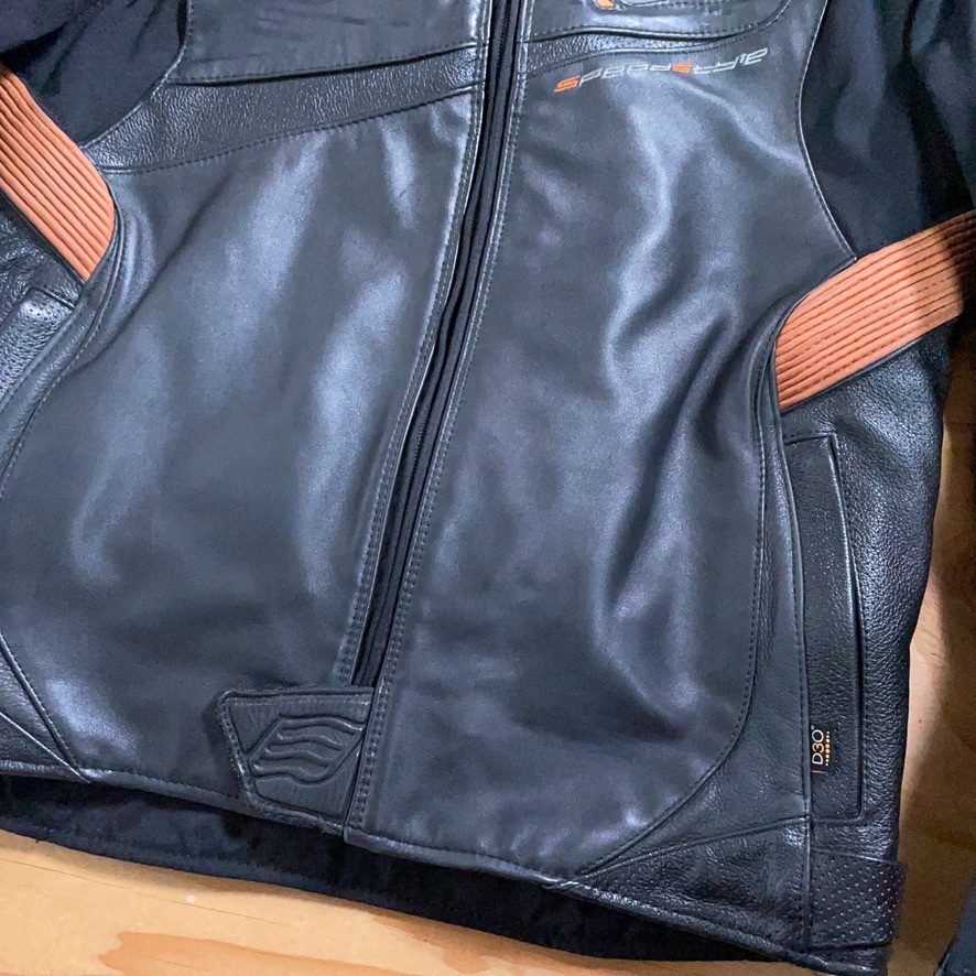 ボトムを作り続け40年 参考価格9万☆HYOD ヒョウドウ DEVAC レザー