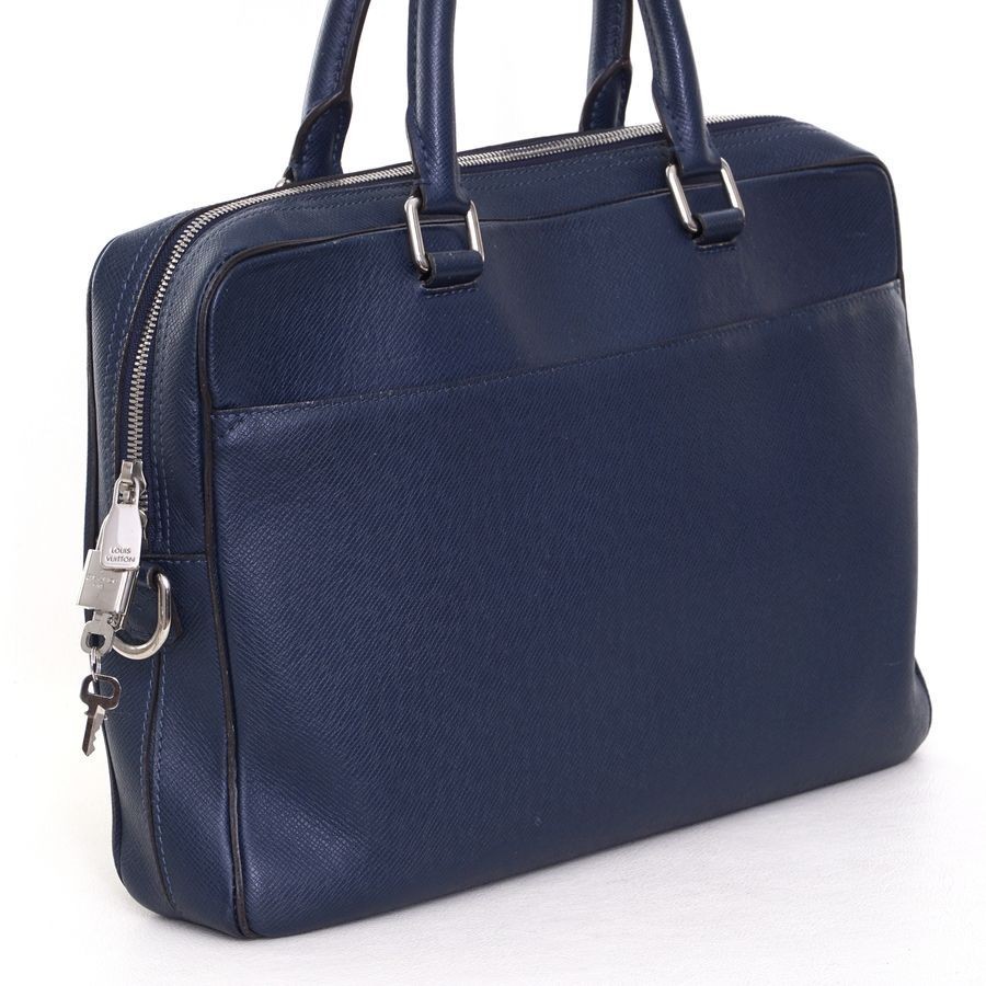 極美品】ルイヴィトン Louis Vuitton タイガ ポルトドキュマン