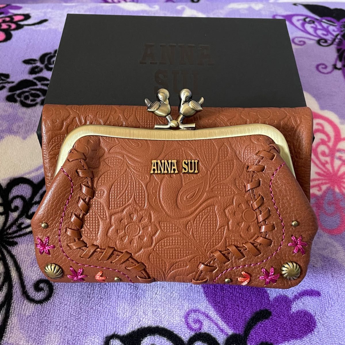 アナスイ(ANNA SUI) ハミング 口金二つ折り財布 小鳥 がま口 アナスイ(ANNA SUI) ハミング 口金二つ折り財布 小鳥 がま口