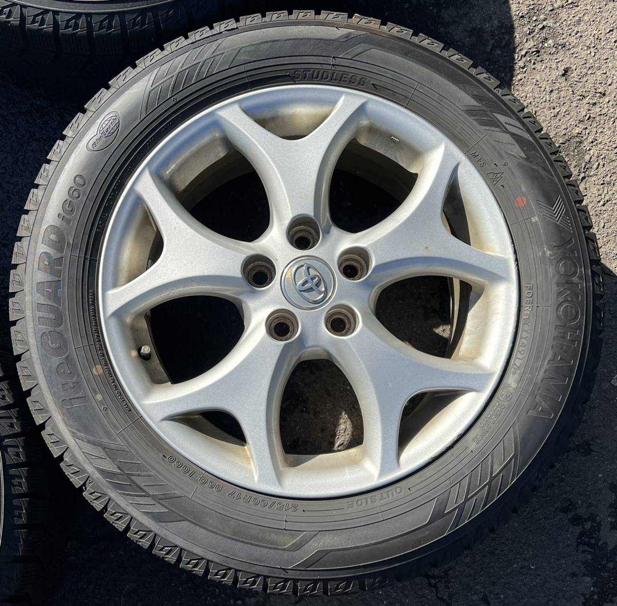 送料無料　215/60R17 96Q IG60（YOKOHAMA）ice GUARD iG60 アルミホイール付き　PCD114.3 17×7J 50 ハブ径60 4本　C.56_画像3