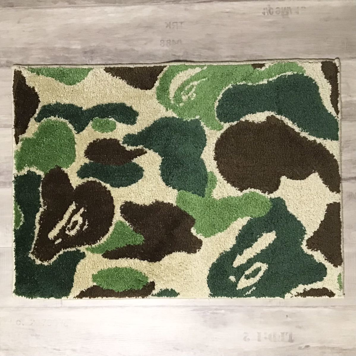 ストア 新品 ABC camo green ラグマット a bathing ape BAPE rug mat