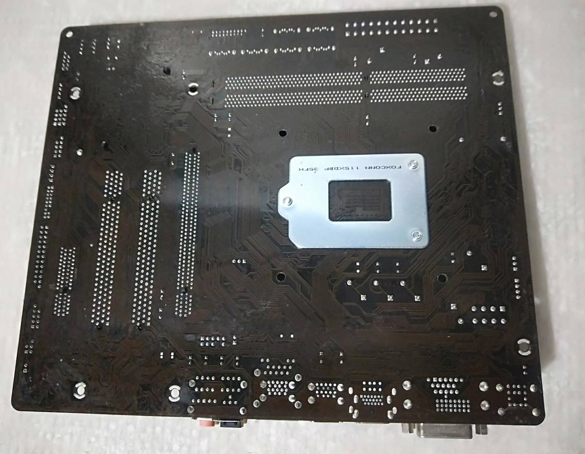 【中古パーツ】BIOS確認のみ、ASROCK B85M マザーボード ＩＯパネル付 LGA1150 ■MB1928_画像2