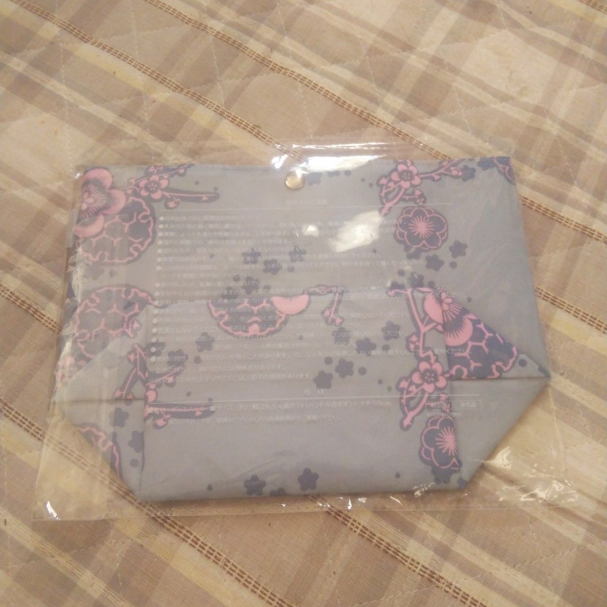 ミニ トートバッグ MITSUKOSHI 三越 伊勢丹 オリジナル バッグ 伊勢型紙の梅の柄 未使用