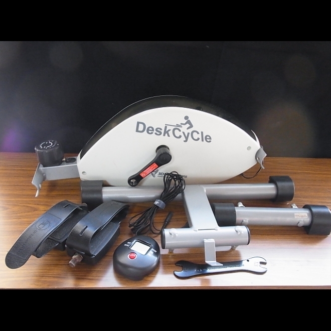 代購代標第一品牌－樂淘letao－管：22098 ☆ Desk Cycle ( デスクサイクル ） マグネティック式小型フィットネスバイク 取扱い説明書あり ☆