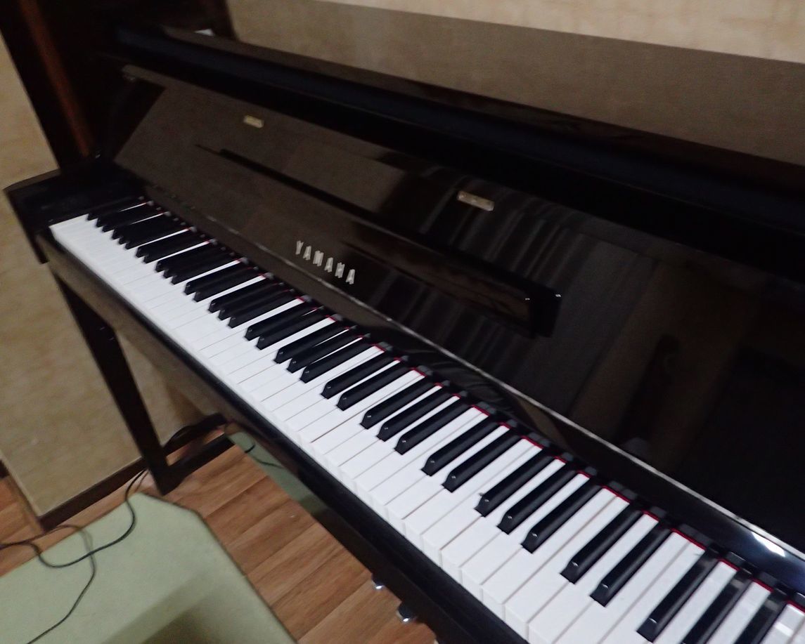 ヤマハ　ハイブリッド電子ピアノ　NU1 　2013年製　中古売ります_画像2