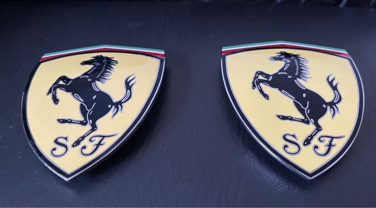 美品　純正フェラーリ Ferrari 七宝焼　サイドエンブレム　左右セット