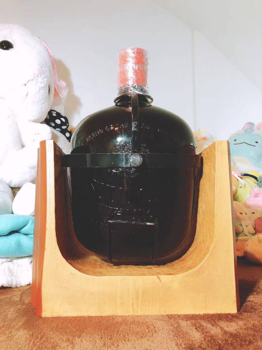 特級表記 特大サイズ サントリー オールド 4000ml 台座付 未開栓 特級表記 特大サイズ サントリー オールド 4000ml 台座付 未開栓