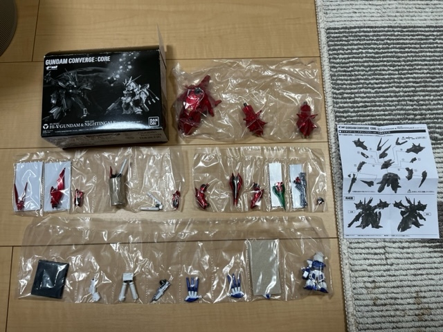 FW GUNDAM CONVERGE:CORE Hi-νガンダム&ナイチンゲール (メタリック