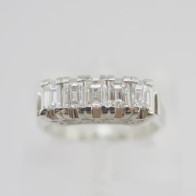 独特の上品 プラチナ Pt850★ リング 可愛い【中古】10025097 ●13号 0.88ct ダイヤモンド プラチナ台
