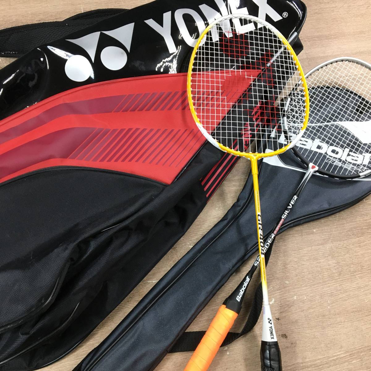 バドミントン ラケット 2本まとめ YONEX ヨネックス GR-404/BabolaT バボラ SPEEDER SILVER バッグ/ケース付き 菊NS_画像1