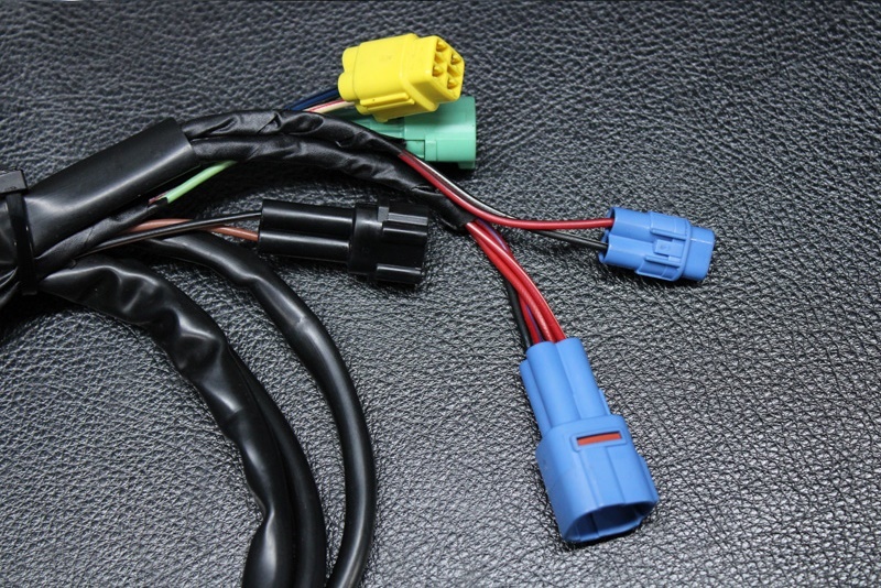 カワサキ 純正 メーターアッシ (部品番号 25031-0689) 中古 カワサキ 純正 メーターアッシ (部品番号 25031-0689) 中古