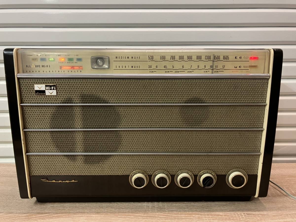 Yahoo!オークション - 昭和レトロ 実働品 SANYO 三洋 真空管ラジオ SF-...