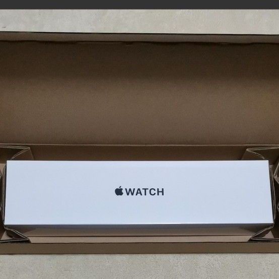 Apple Watch SE 第2世代 (GPSモデル)- 40mm 新品 未開封 スマート