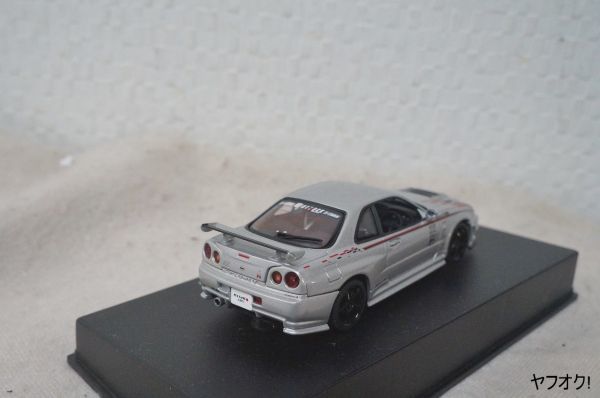 オートアート ニスモ スカイライン GT-R Z-Tune 2001 (R34) 1/43 ミニカー_画像2