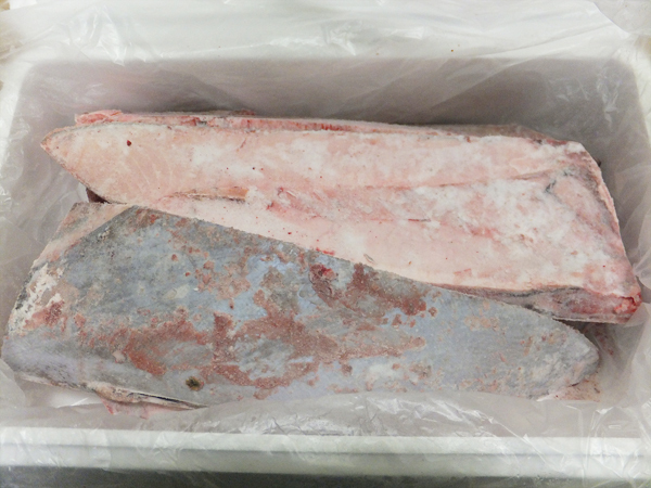 [Оперативное решение] Бинчо Харамо с кожей с кожей 3 кг бинджу бин Нагуро Тунец Сашими Суши Хара Моримо Магуро Очо [Fisheries Foods]