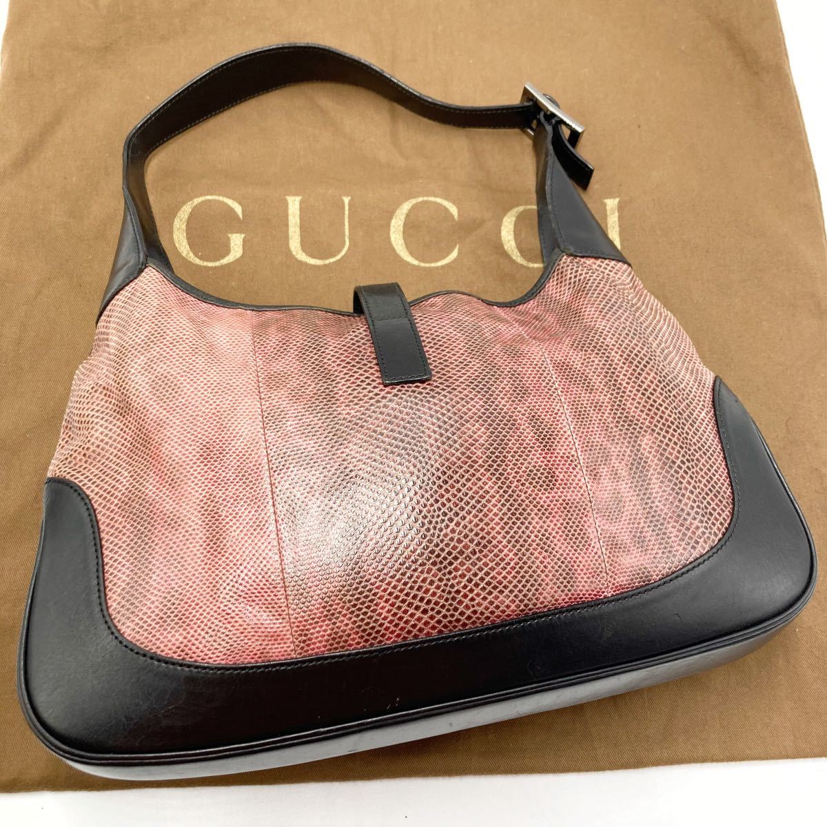 1円《極美品・激レア》 GUCCI ジャッキー パイソン 蛇 ハンドバッグ 肩がけ シルバー金具 グッチ ワンショルダー レザー 黒 3306_画像2