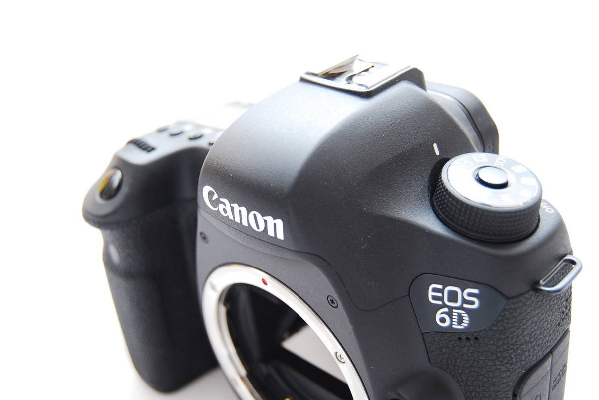☆美品 キャノン Canon デジタル一眼レフカメラ EOS 6Dボディ