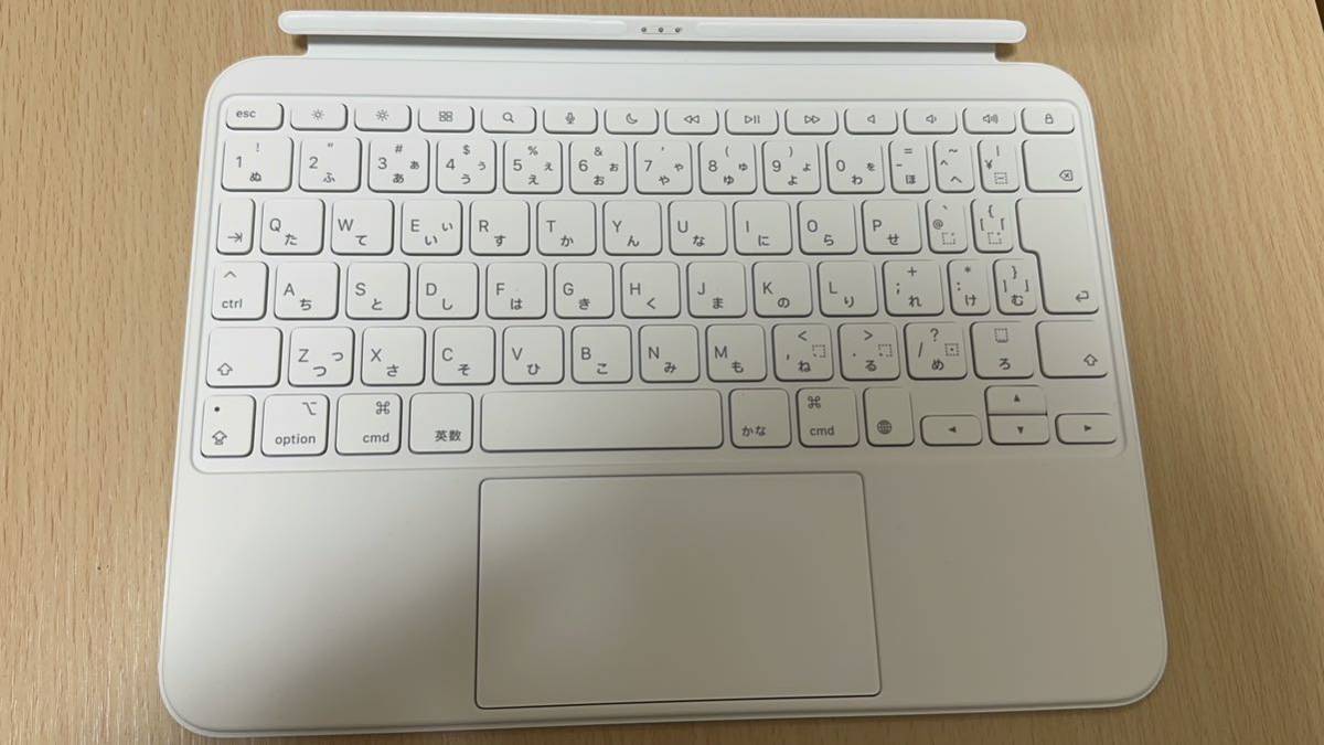 iPad（第10世代）用Magic Keyboard Folio - 日本語　Apple アップル　マジックキーボードフォリオ