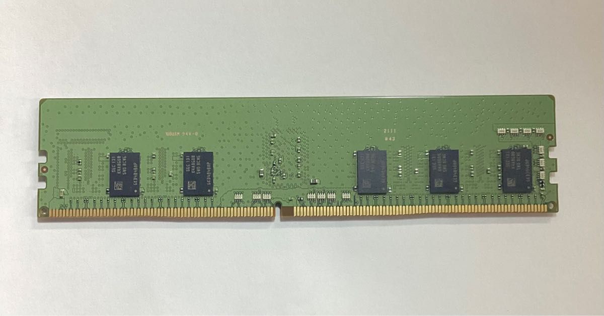 サムソンM393A1K43DB2-CWE 8GB DDR4 - 3200 RDIMMサーバーのRAMメモリ PC用【新品バルク品】