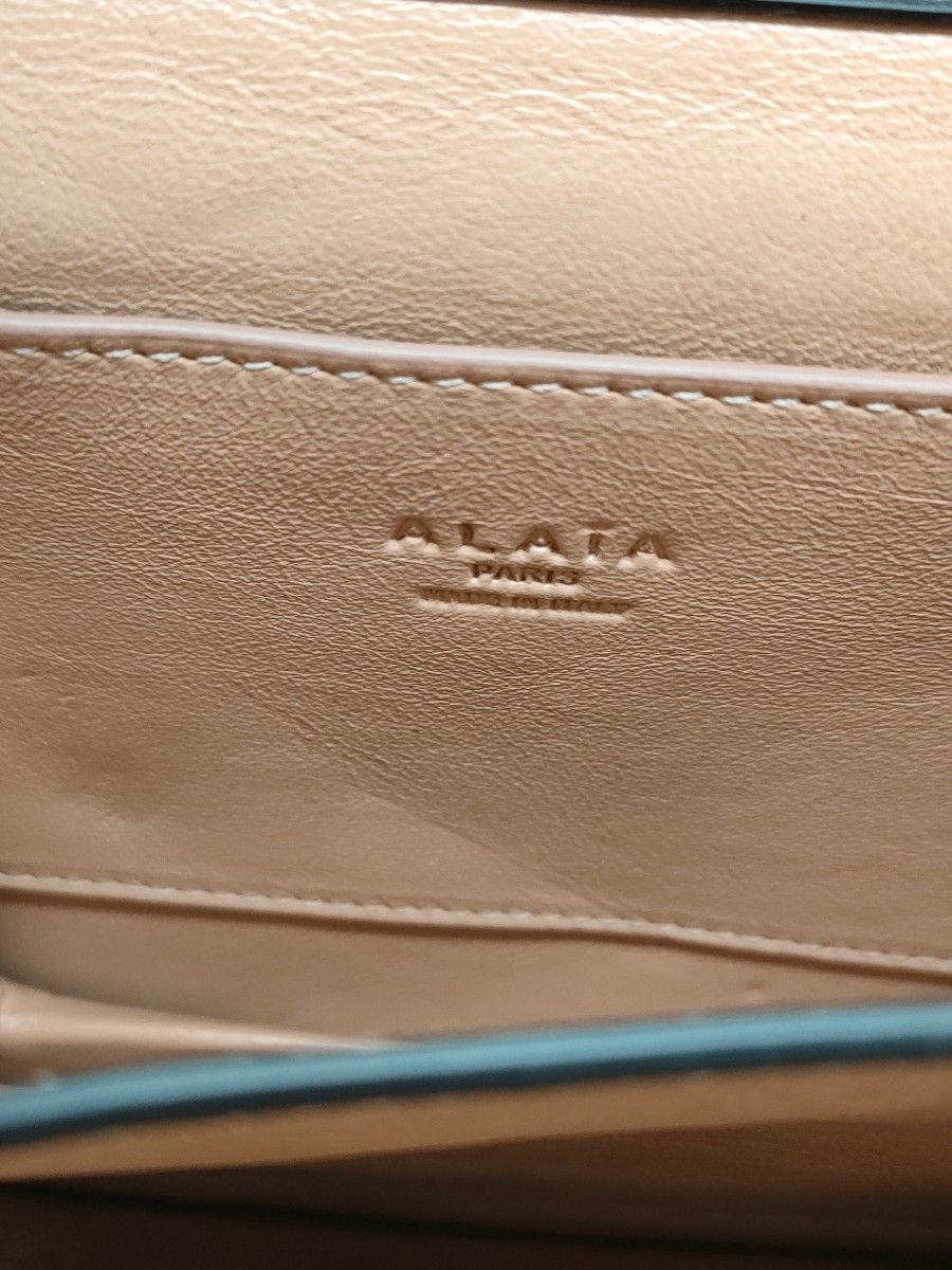 超破格!現品のみ!新品【ALAIA】ショルダーバッグ ミニクラッチバッグ2way