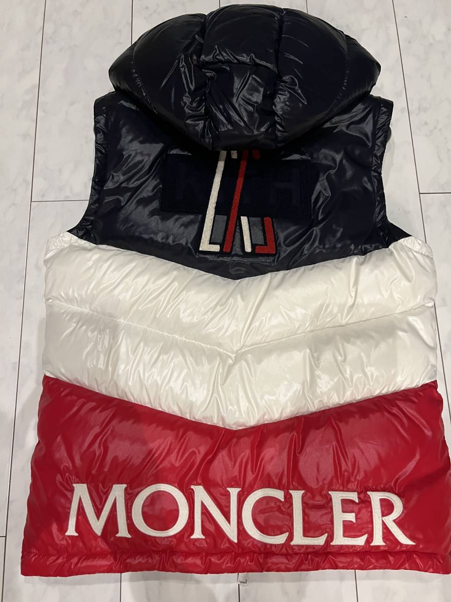 ♪国内正規品MONCLER♪サイズ１♪Kithモンクレール ダウンベスト♪トリコロール742_国内正規品　クリーニング済