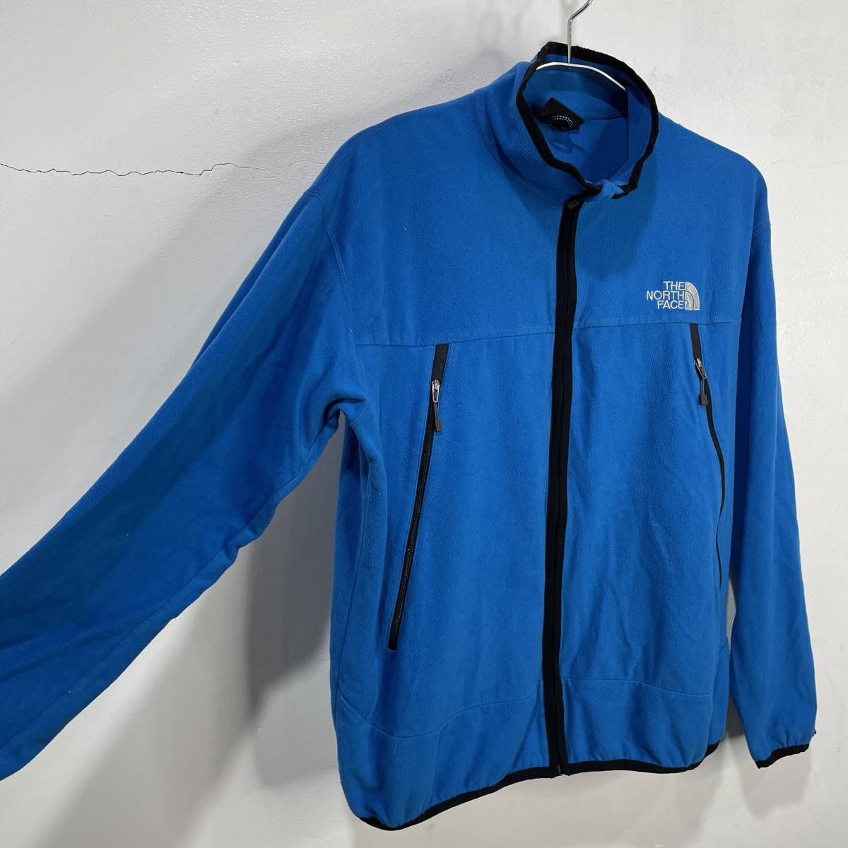 ☆送料無料☆THE NORTH FACE☆ノースフェイス☆フリースジャケット☆メンズM☆青☆L22_画像4